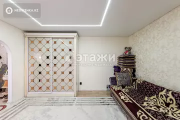 1-комнатная квартира, этаж 3 из 5, 35 м², на длительный срок