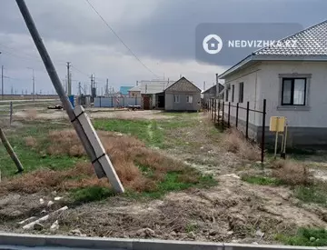 2-комнатный дом, 8 соток, 1 м²