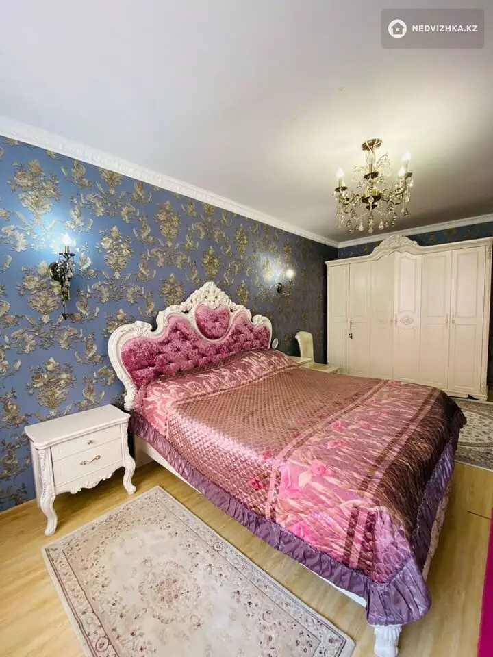 129.8 м², 4-комнатная квартира, этаж 2 из 9, 130 м², изображение - 1