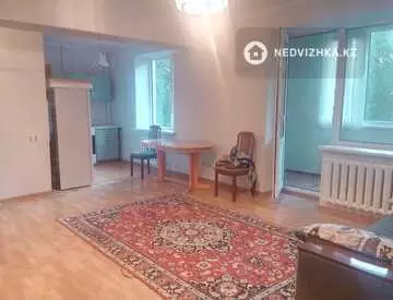 2-комнатная квартира, этаж 3 из 5, 58 м², на длительный срок