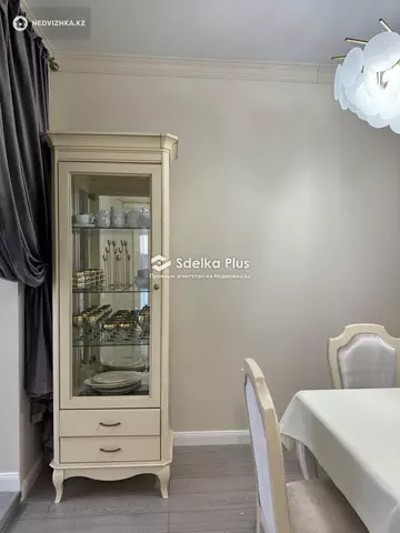 2-комнатная квартира, этаж 5 из 10, 70 м²