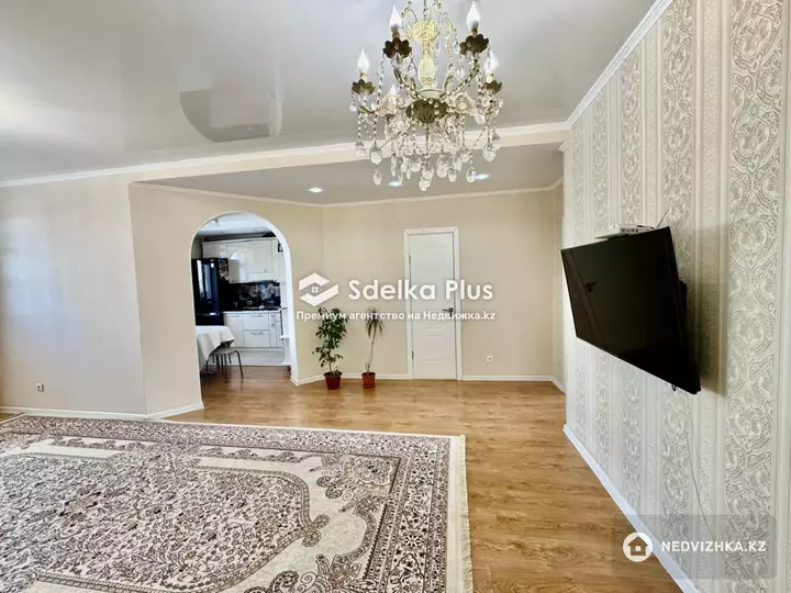 99 м², 3-комнатная квартира, этаж 4 из 10, 99 м², изображение - 1