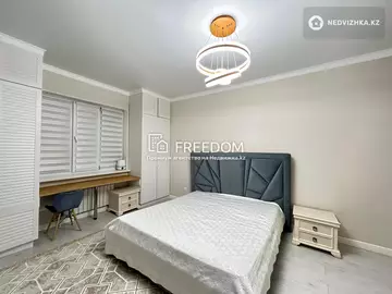 3-комнатная квартира, этаж 7 из 22, 110 м²