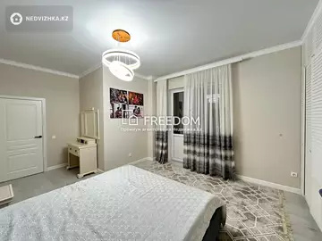 3-комнатная квартира, этаж 7 из 22, 110 м²