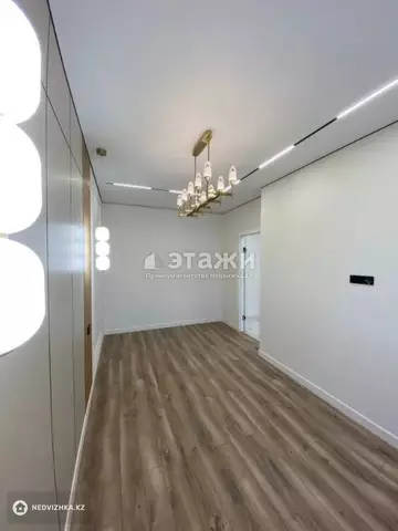 1-комнатная квартира, этаж 7 из 14, 46 м²