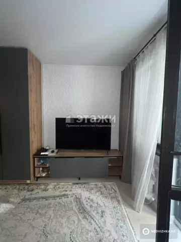 1-комнатная квартира, этаж 4 из 10, 31 м²
