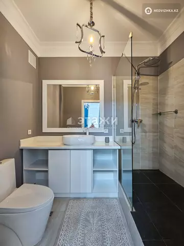 2-комнатная квартира, этаж 6 из 30, 63 м², на длительный срок