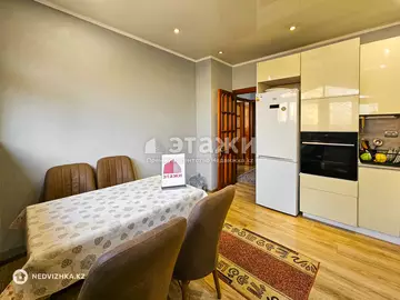 3-комнатная квартира, этаж 3 из 9, 74 м², на длительный срок