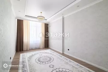 2-комнатная квартира, этаж 8 из 15, 66 м²