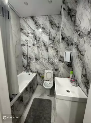 1-комнатная квартира, этаж 4 из 12, 39 м²