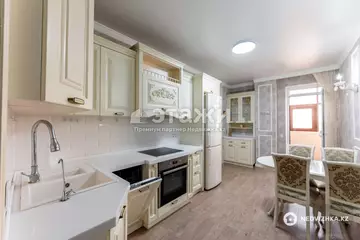 81.4 м², 2-комнатная квартира, этаж 9 из 9, 81 м², изображение - 0
