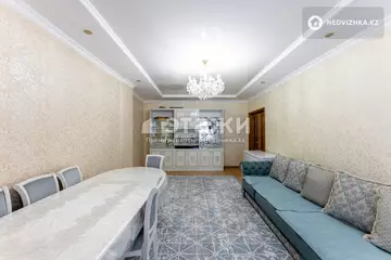 3-комнатная квартира, этаж 3 из 9, 103 м²