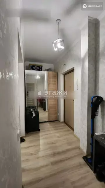 1-комнатная квартира, этаж 4 из 12, 40 м²