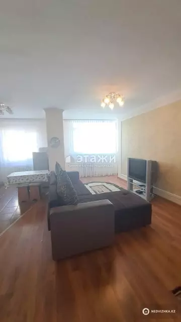 77.2 м², 4-комнатная квартира, этаж 8 из 10, 77 м², изображение - 6