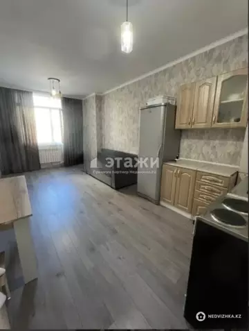 2-комнатная квартира, этаж 4 из 9, 45 м²