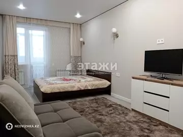 1-комнатная квартира, этаж 3 из 25, 50 м², на длительный срок
