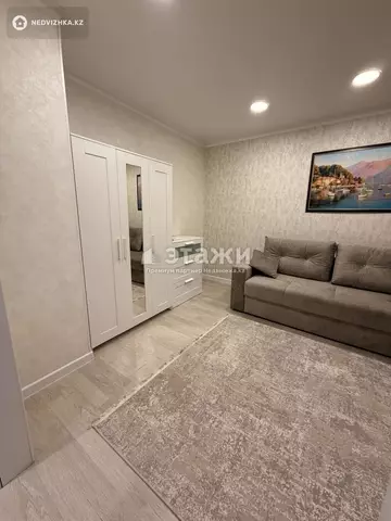 1-комнатная квартира, этаж 9 из 12, 35 м², на длительный срок