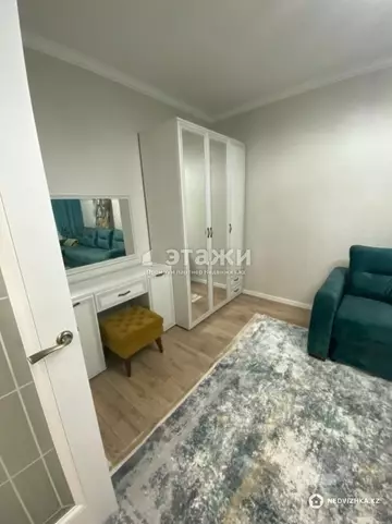 1-комнатная квартира, этаж 8 из 12, 35 м², на длительный срок