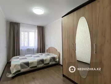 3-комнатная квартира, этаж 4 из 5, 59 м²