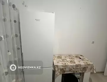1-комнатная квартира, этаж 3 из 16, 36 м², на длительный срок