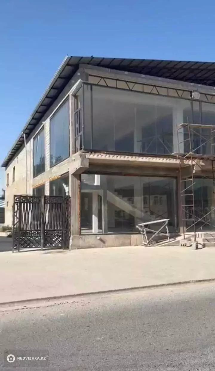 3650 м², Помещение, 3 этажа, 3 650 м², изображение - 1