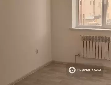 2-комнатная квартира, этаж 2 из 4, 63 м², на длительный срок