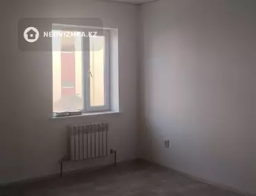2-комнатная квартира, этаж 2 из 4, 63 м², на длительный срок