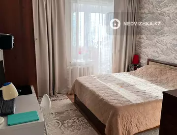 3-комнатная квартира, этаж 4 из 6, 69 м²