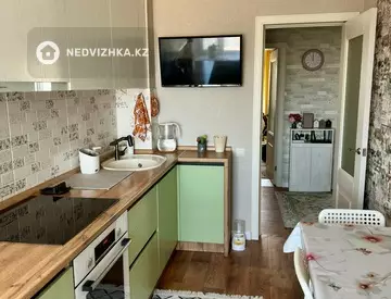 3-комнатная квартира, этаж 4 из 6, 69 м²