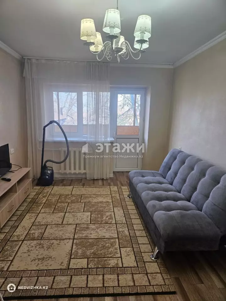 50 м², 2-комнатная квартира, этаж 3 из 5, 50 м², изображение - 1