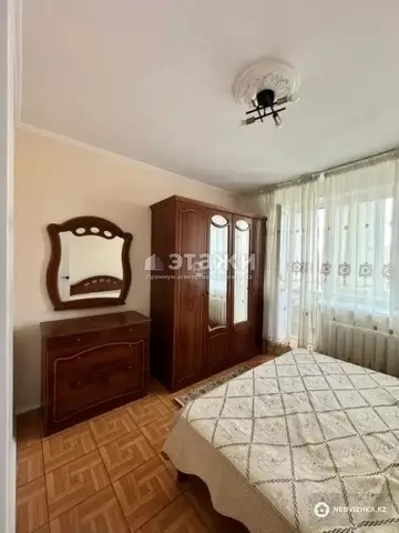 3-комнатная квартира, этаж 4 из 5, 100 м²