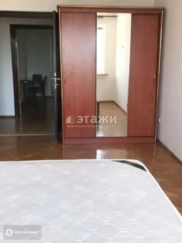 3-комнатная квартира, этаж 3 из 5, 70 м²