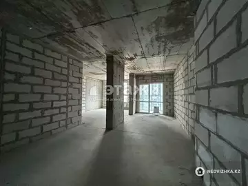 2-комнатная квартира, этаж 17 из 18, 55 м²