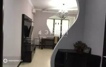 2-комнатная квартира, этаж 7 из 15, 70 м², на длительный срок