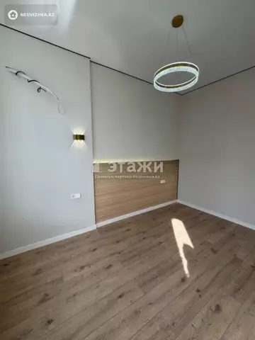 2-комнатная квартира, этаж 3 из 12, 44 м²