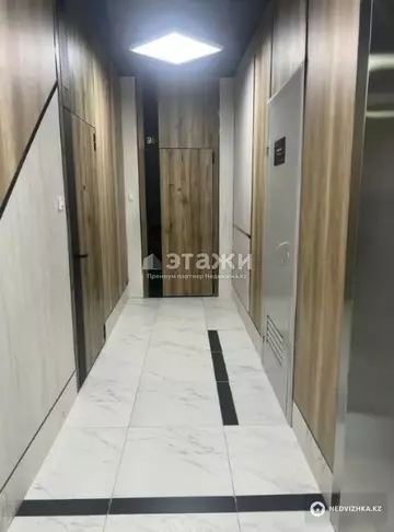 4-комнатная квартира, этаж 4 из 9, 98 м²