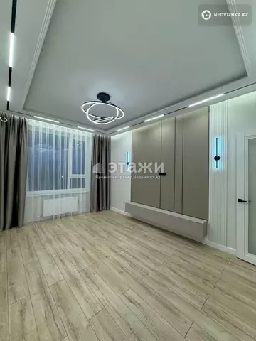 1-комнатная квартира, этаж 5 из 9, 42 м²