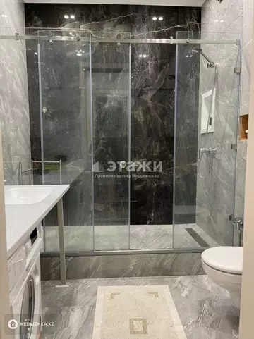 3-комнатная квартира, этаж 8 из 12, 114 м²