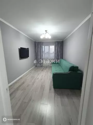 1-комнатная квартира, этаж 8 из 9, 42 м²