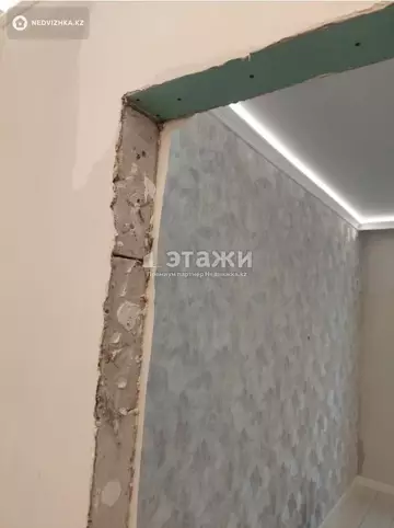 2-комнатная квартира, этаж 3 из 7, 42 м²