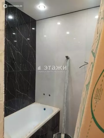 2-комнатная квартира, этаж 3 из 7, 42 м²