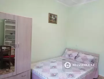 2-комнатная квартира, этаж 1 из 2, 55 м², на длительный срок