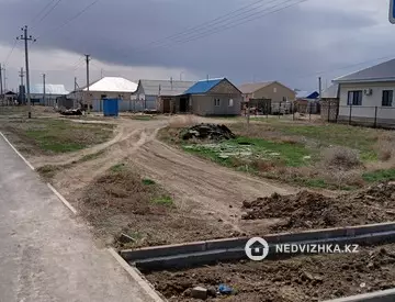 2-комнатный дом, 8 соток, 1 м²