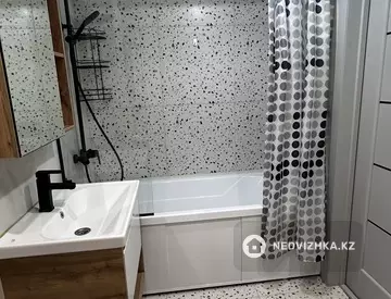 2-комнатная квартира, этаж 7 из 13, 63 м²