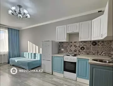 2-комнатная квартира, этаж 7 из 10, 50 м², на длительный срок