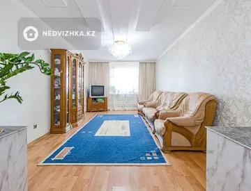 3-комнатная квартира, этаж 13 из 13, 90 м²