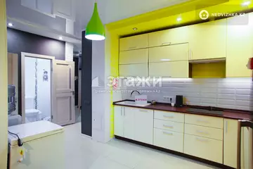 4-комнатная квартира, этаж 8 из 11, 119 м²