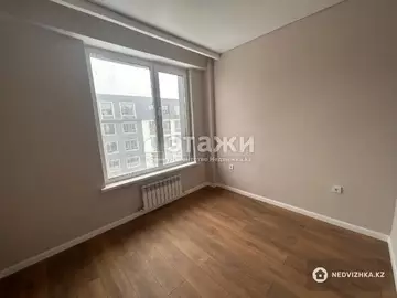 2-комнатная квартира, этаж 3 из 6, 45 м²