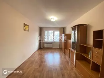 1-комнатная квартира, этаж 4 из 5, 33 м²