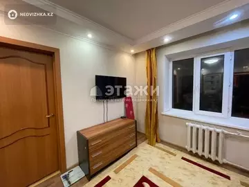 2-комнатная квартира, этаж 2 из 4, 33 м², на длительный срок